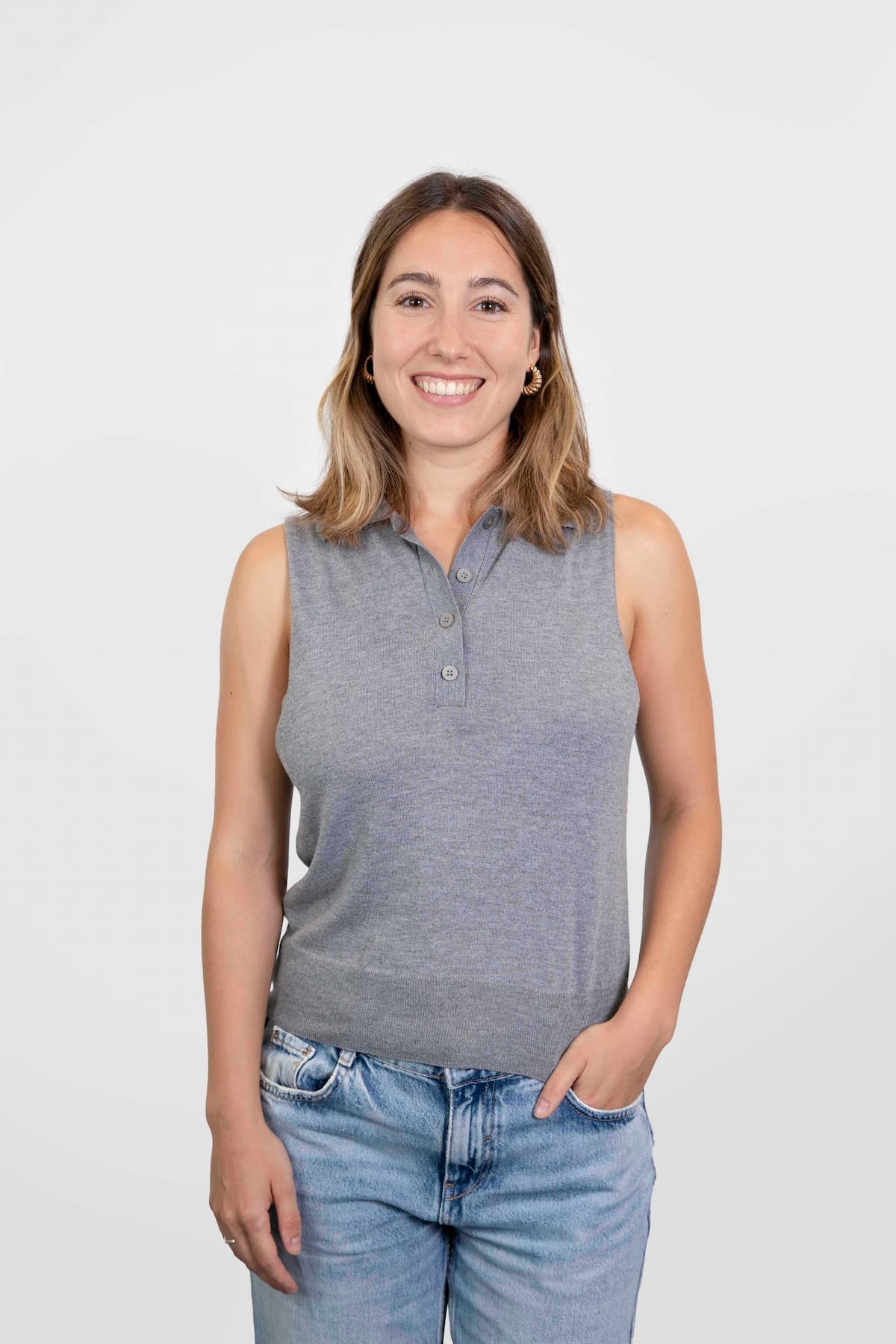 Retrato corporativo natural para marca personal en Valencia.